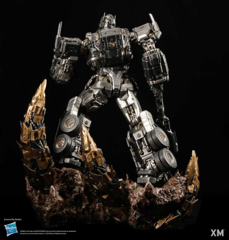 XM Studios Nemesis Prime